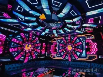 나트랑 크라운 가라오케